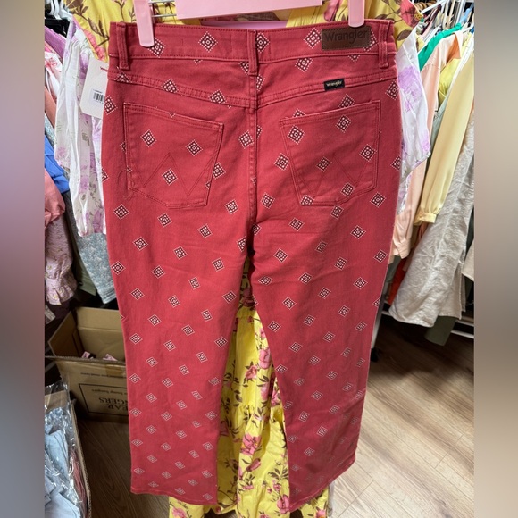 Wrangler Red Printed High-Rise Bold Boot Jeans - Picture 10 of 15